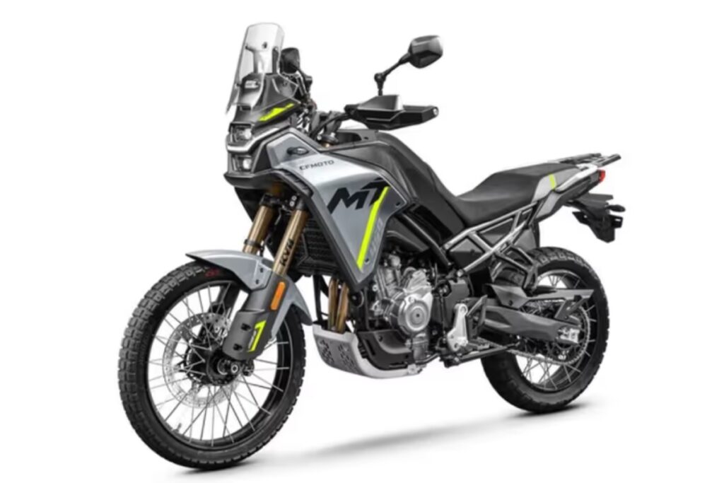 CFMoto 450MT Reviews - Speed, Features, Price in india, Speed, Showroom Price ₹4 लाख की CFMoto 450MT जानिए फीचर्स और डिटेल्स