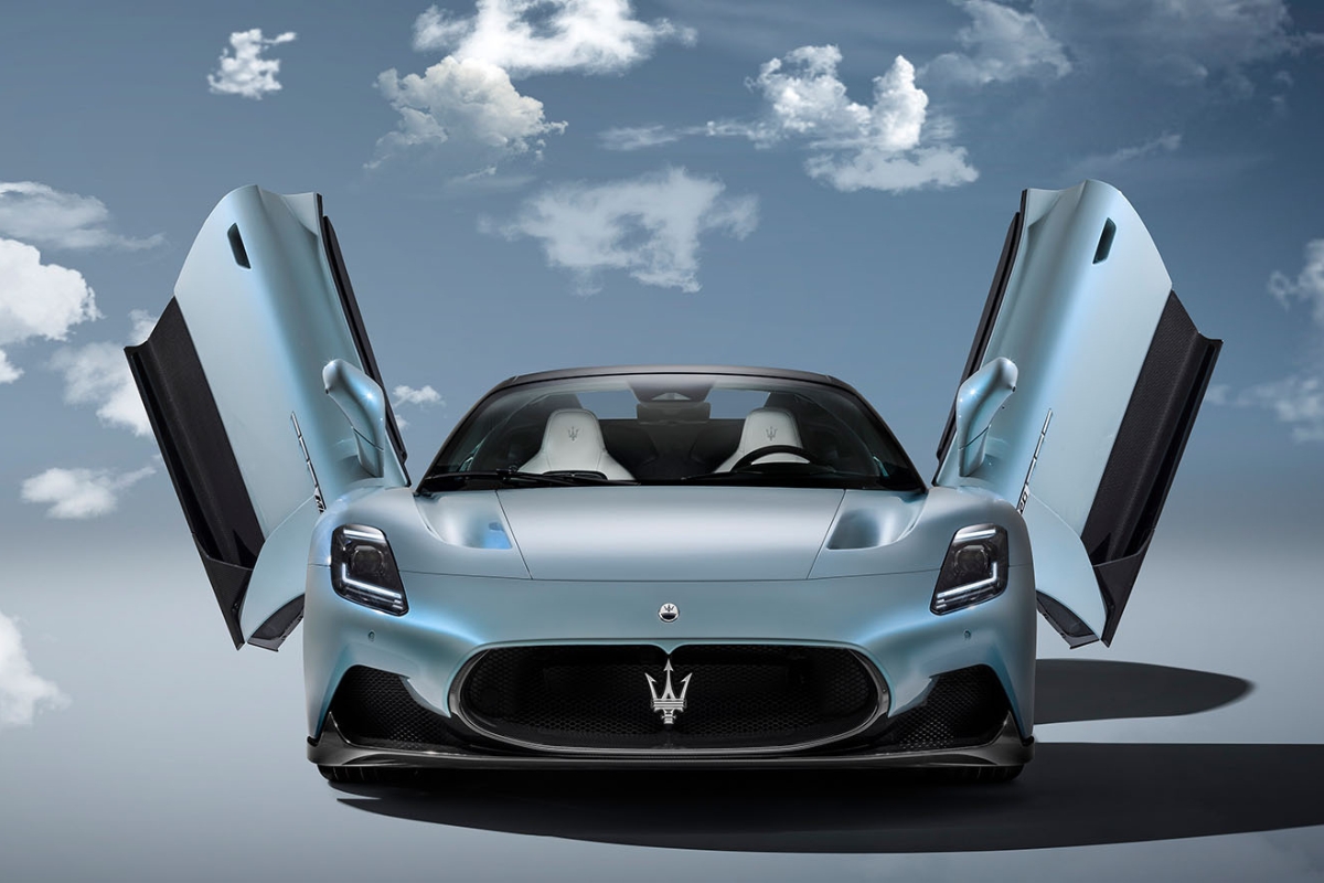 Maserati MC20